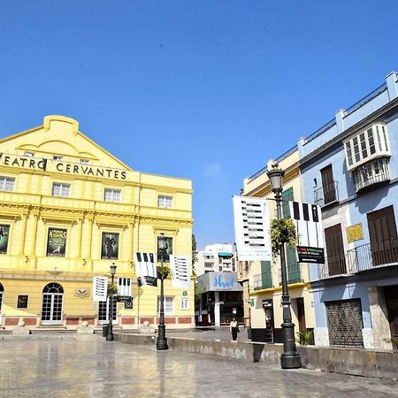 Lyrioshomes Malaga Cervantes Exterior photo